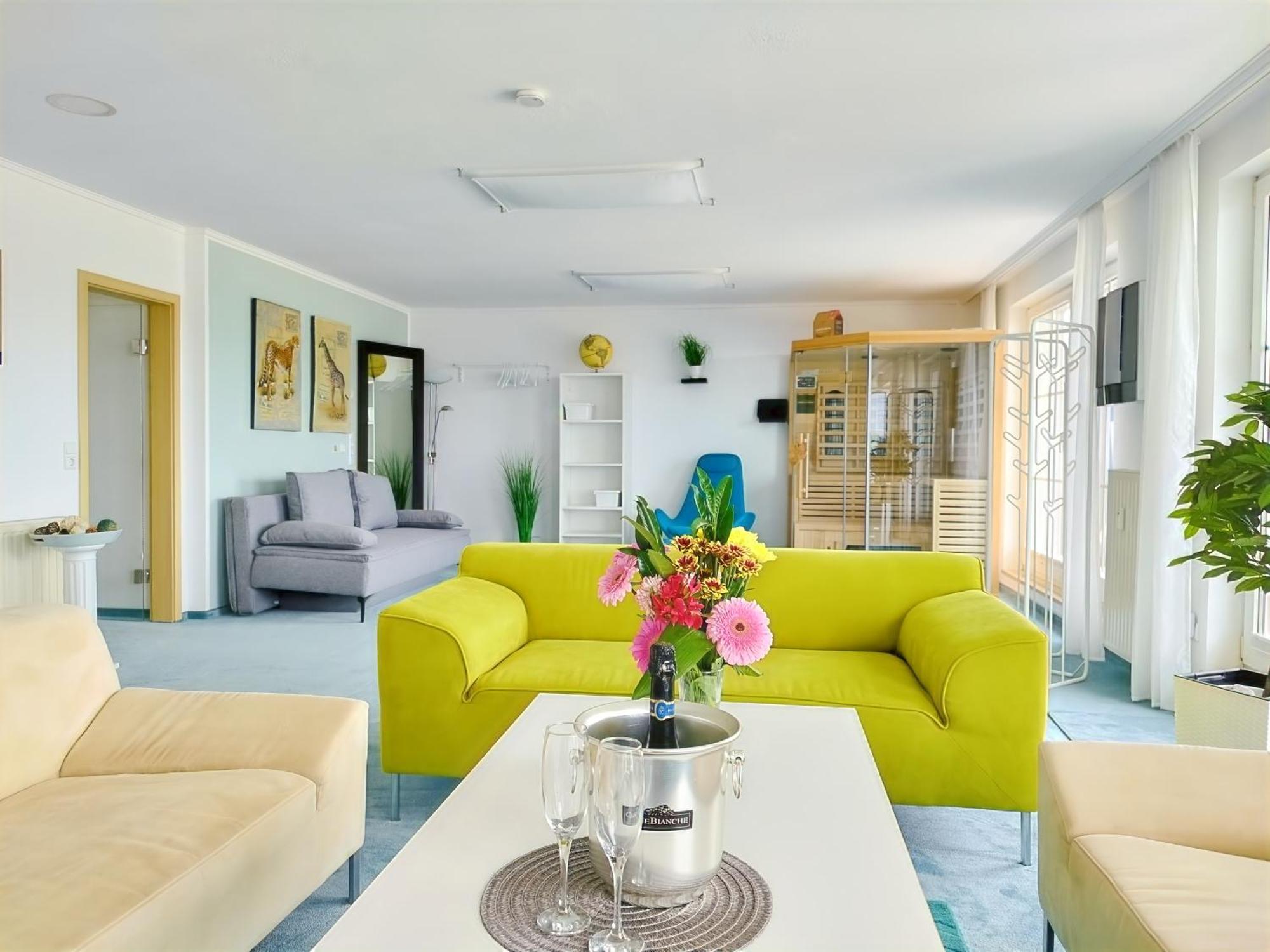 Seeblickapartment Fuer Bis Zu 12, Nuernberg & Schwabach In 30-35 Minuten Zu Erreichen, Sauna, Arbeitsplatz, Dachterrasse & Grill Spalt Exterior foto